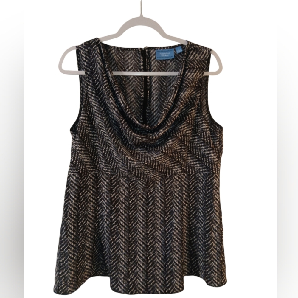 Simply Vera Vera Wang Black and Cream Patterned Blouse